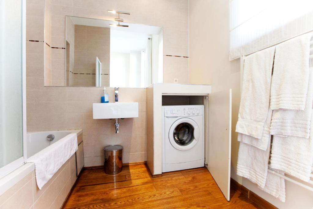 Louise Uptown Apartments Bruselas Habitación foto
