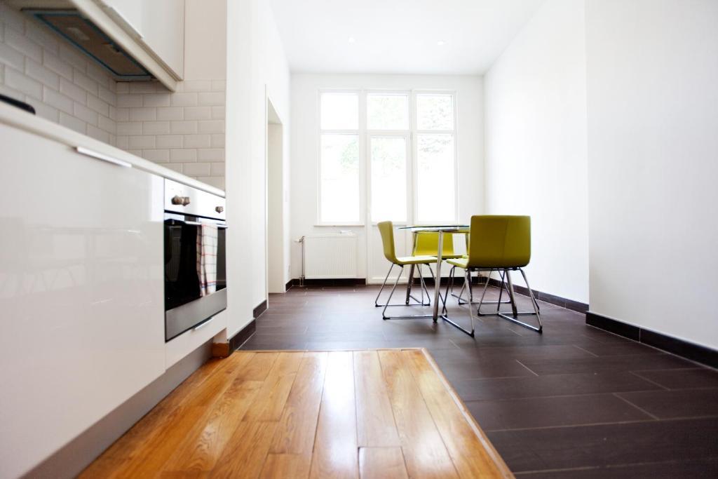 Louise Uptown Apartments Bruselas Habitación foto
