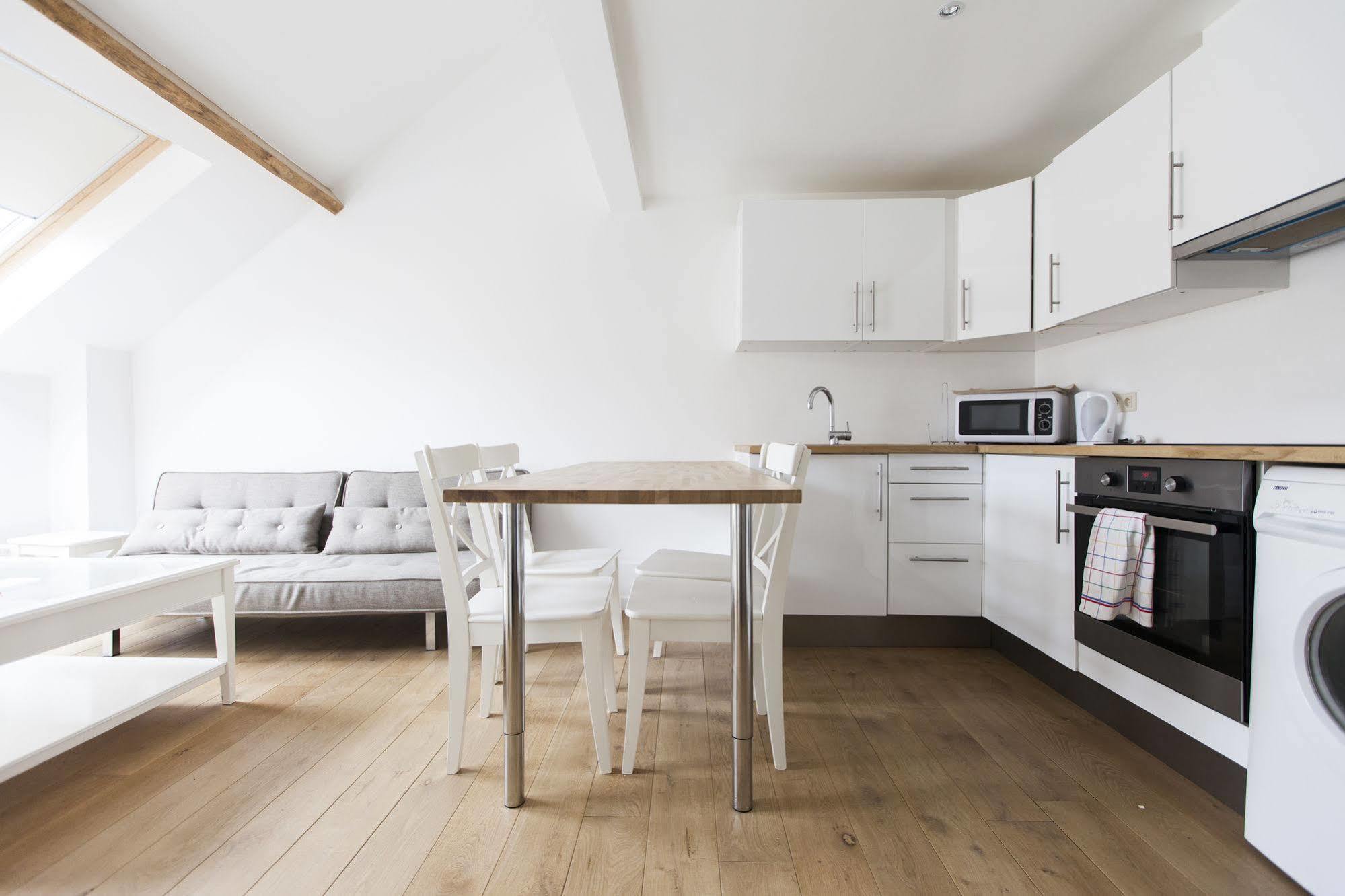Louise Uptown Apartments Bruselas Exterior foto