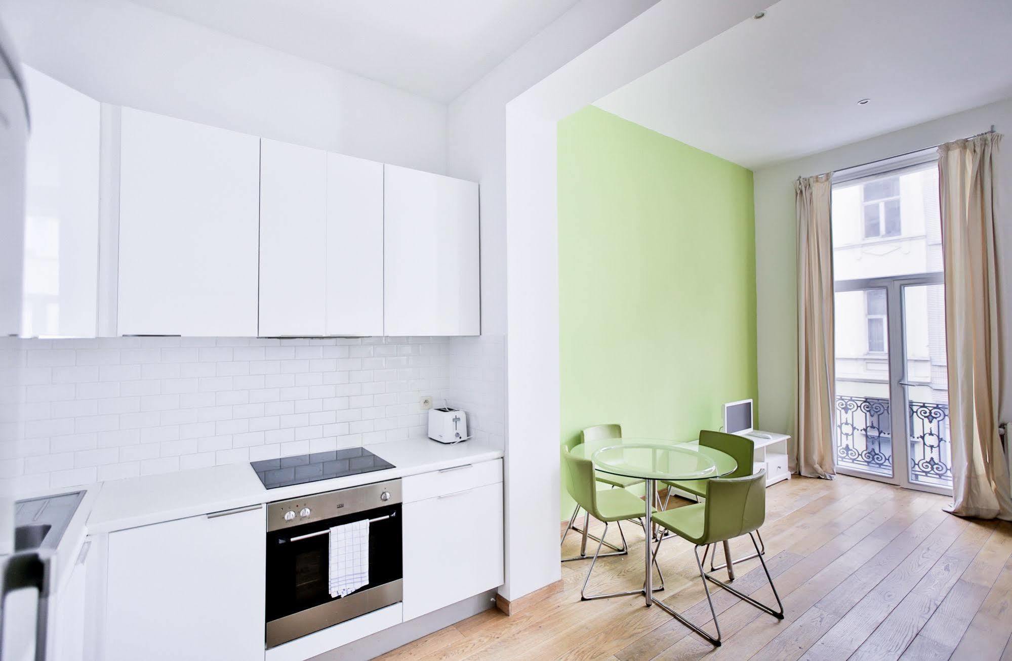 Louise Uptown Apartments Bruselas Exterior foto